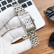 LONGINES